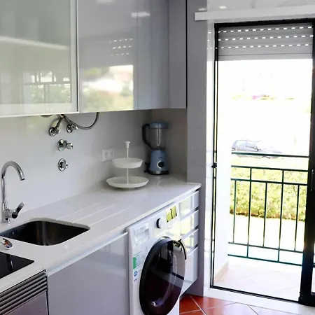 Apartament Salty - Pool View & Near Beach &